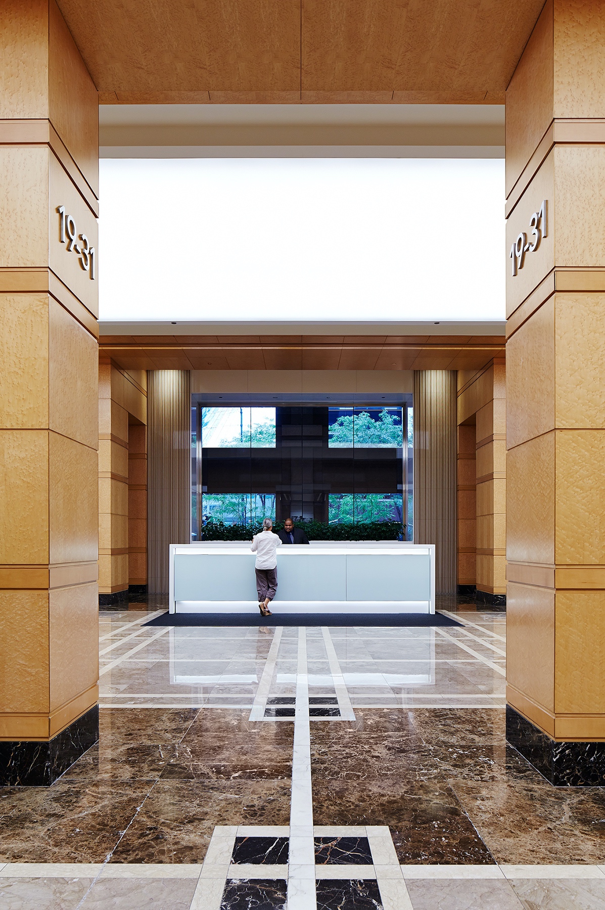 500 West Monroe Entrance & Building Lobby Renovation Epstein