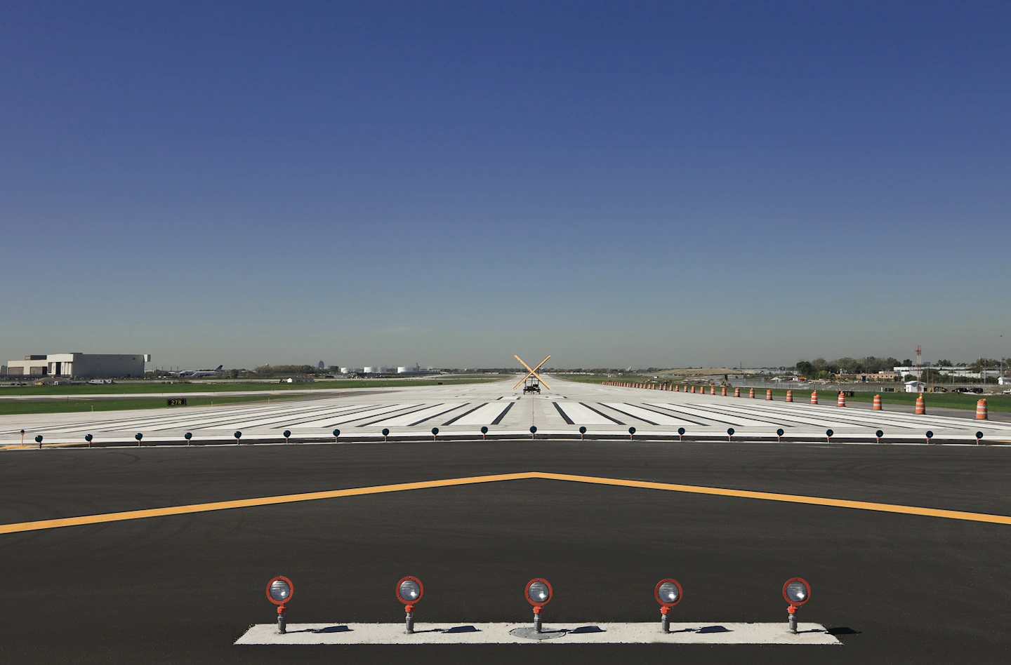 O’Hare International Airport, Runway 9L-27R | Epstein