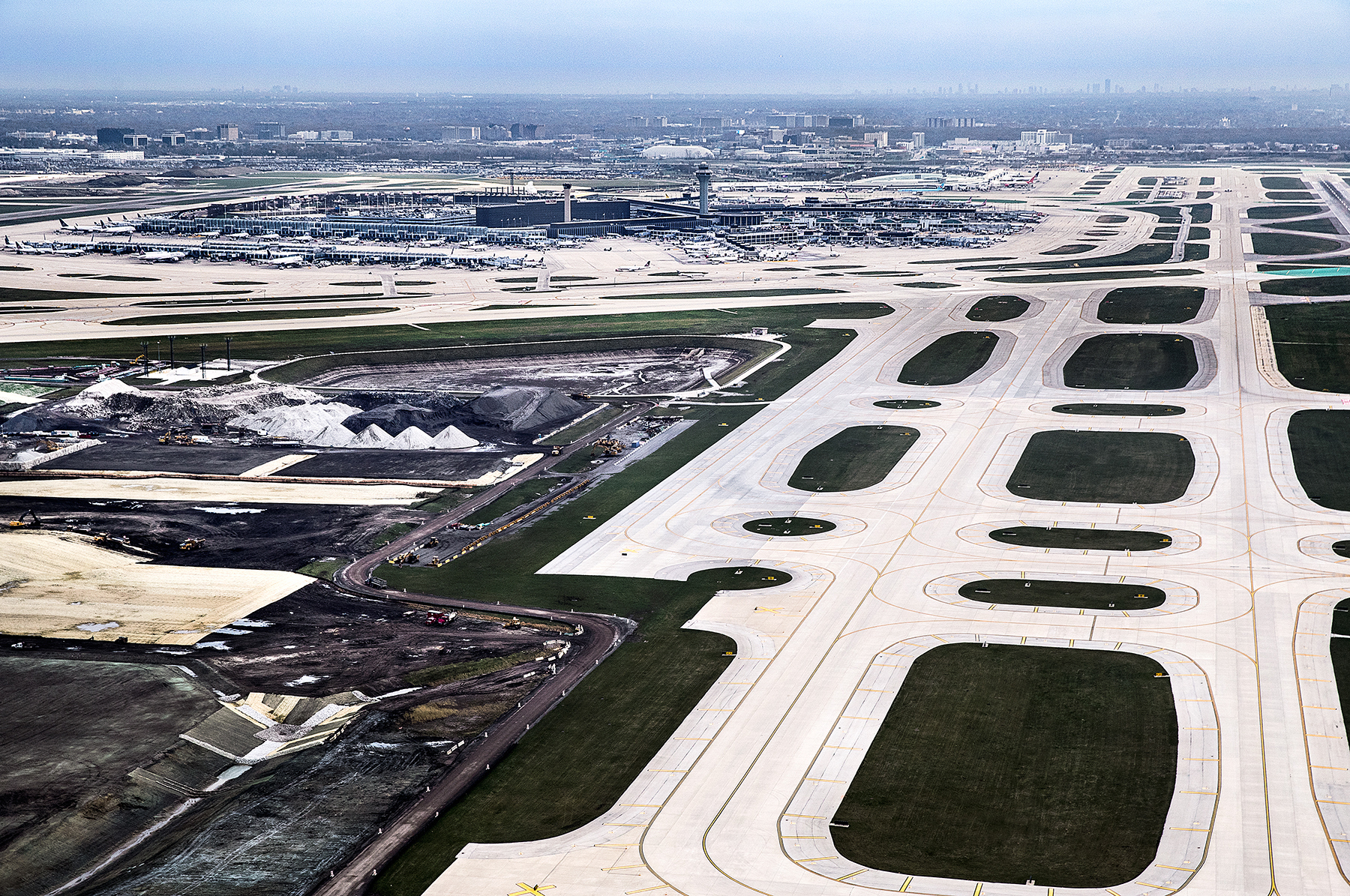 O’Hare Taxiways K&L Wins ACECIllinois Engineering… Epstein
