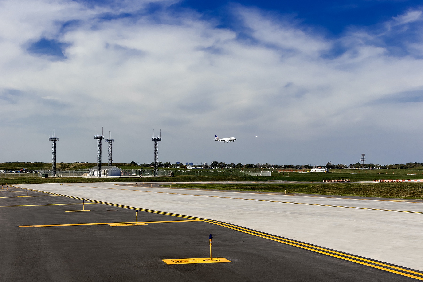 O’Hare International Airport, Runway 10R-28L | Epstein
